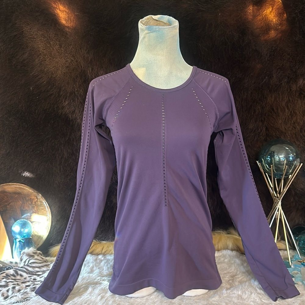 Athleta top S (4200)